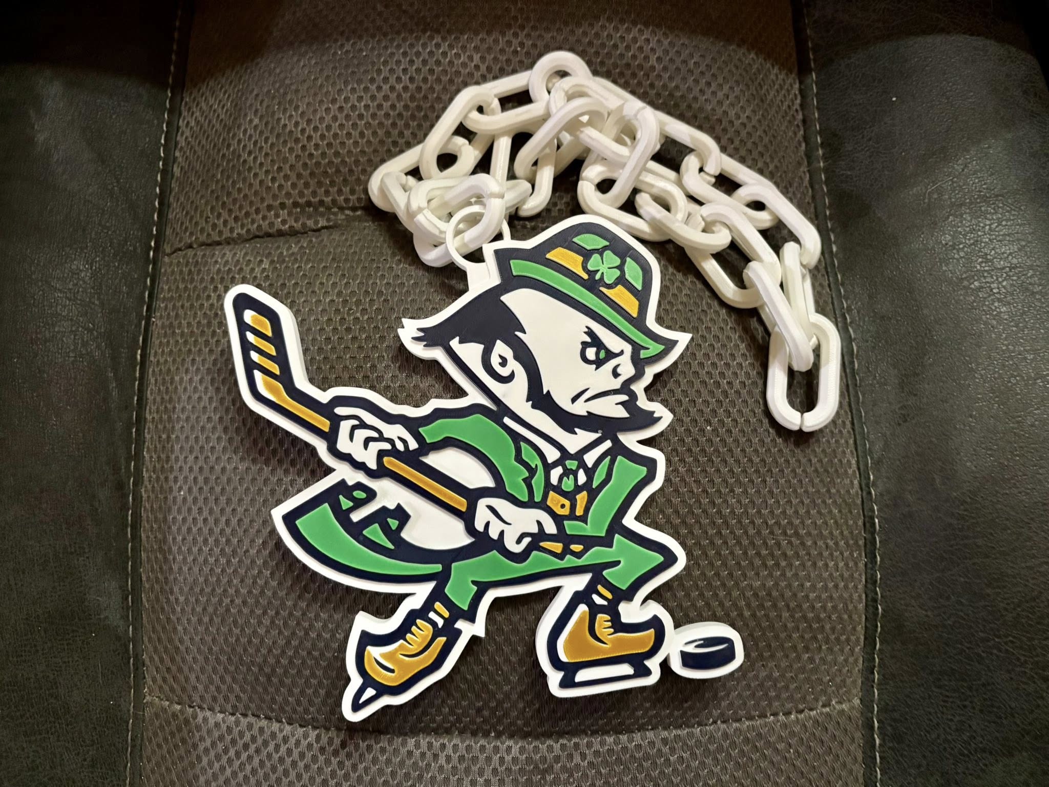 Notre Dame Fighting Irish Hockey Jumbo Turnover Chain